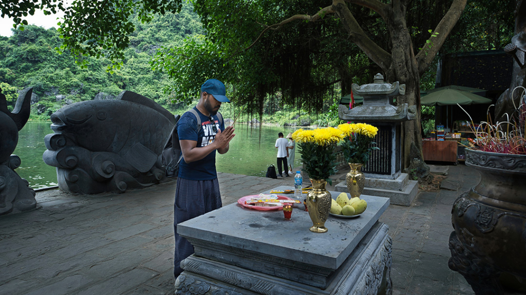 Den Trinh Temple